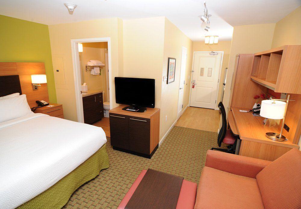 Towneplace Suites By Marriott Monroe Exterior foto